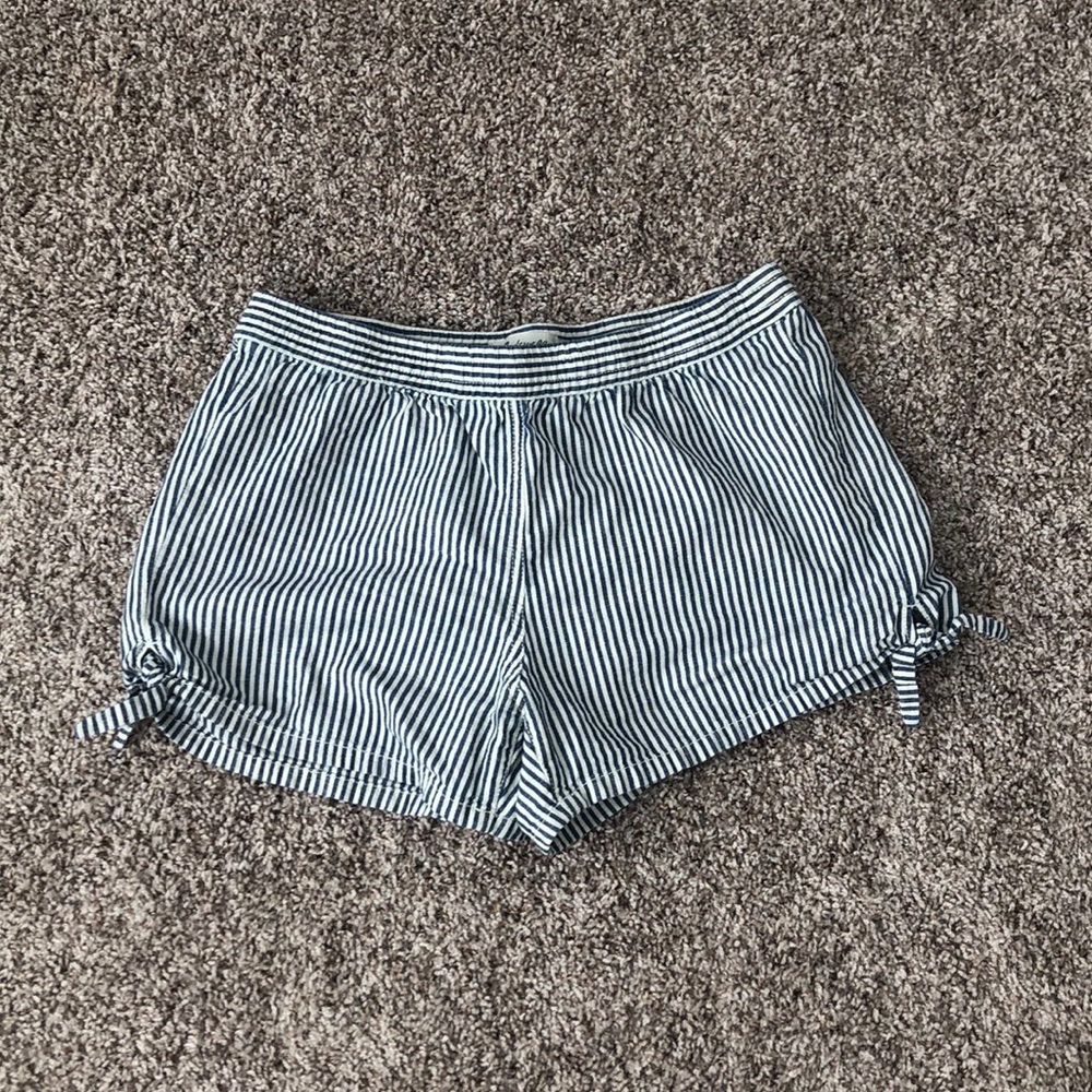madewell pull on striped shorts